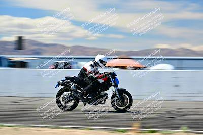 media/Mar-25-2024-Moto Forza (Mon) [[8d4319bd68]]/4-Novice Group/Session 4 Front Straight Speed Pans/